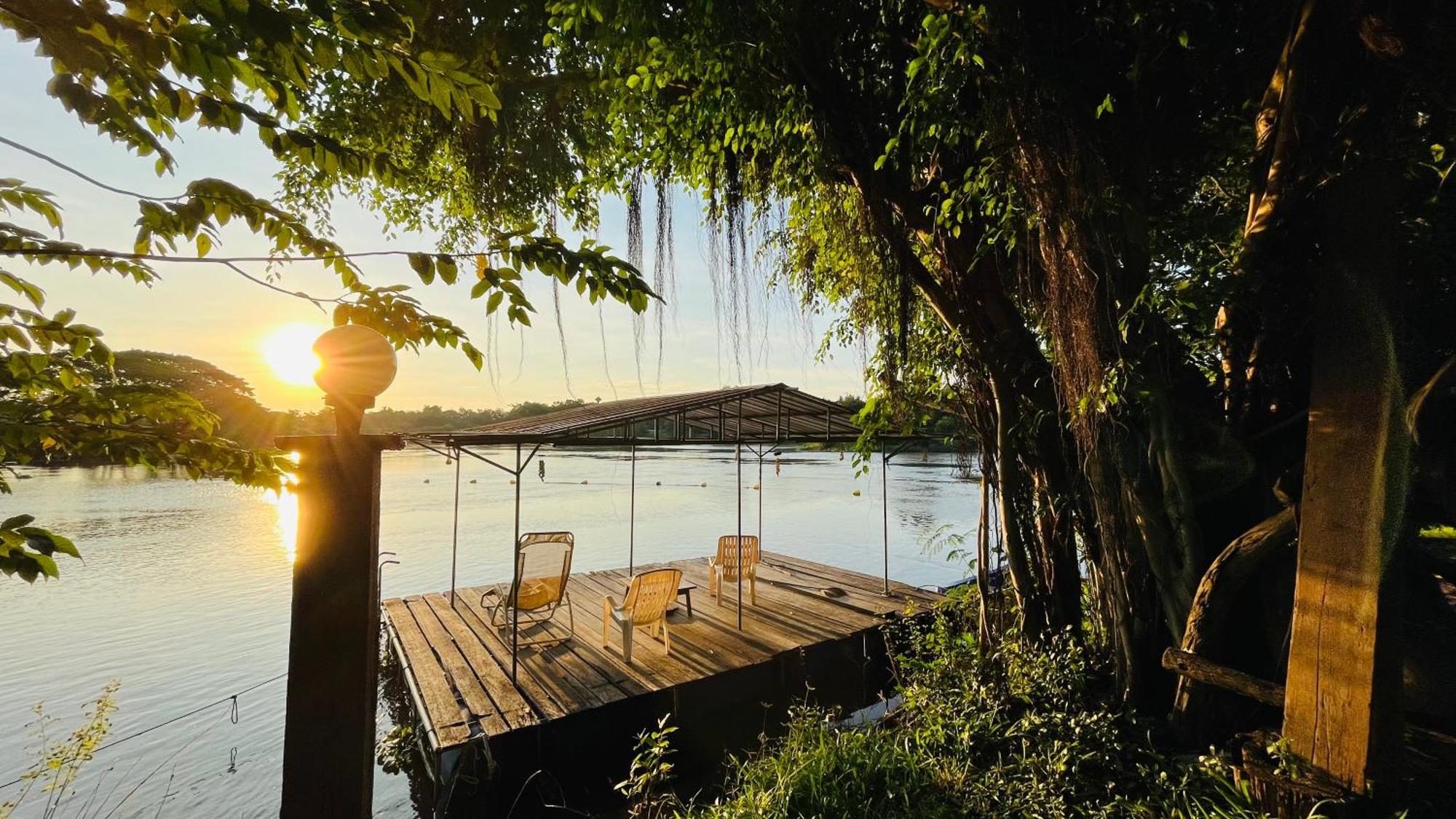 Moon River Resort Phimai Exterior foto